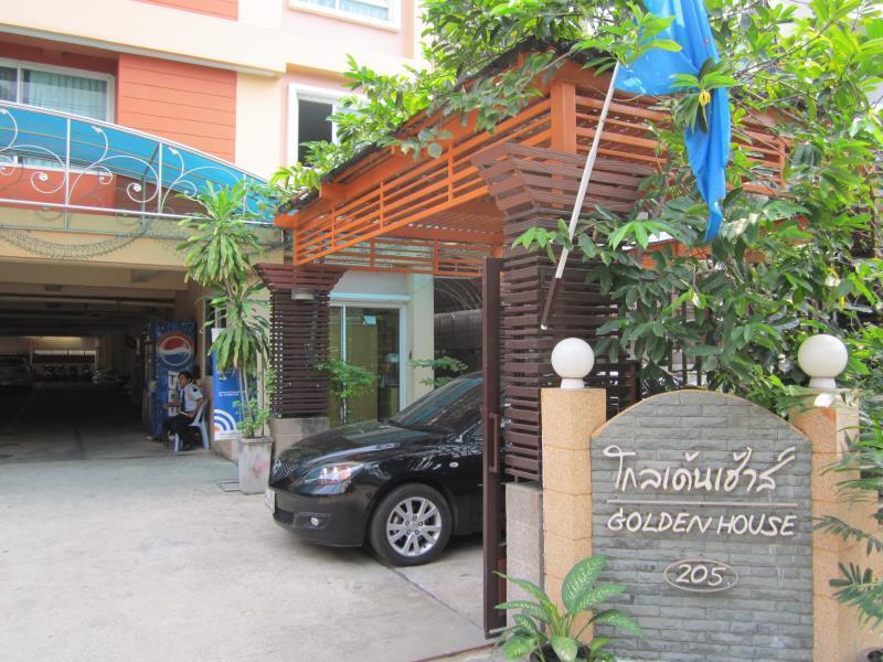 Motel Golden House @ On-Nut Station Bangkok Exterior foto