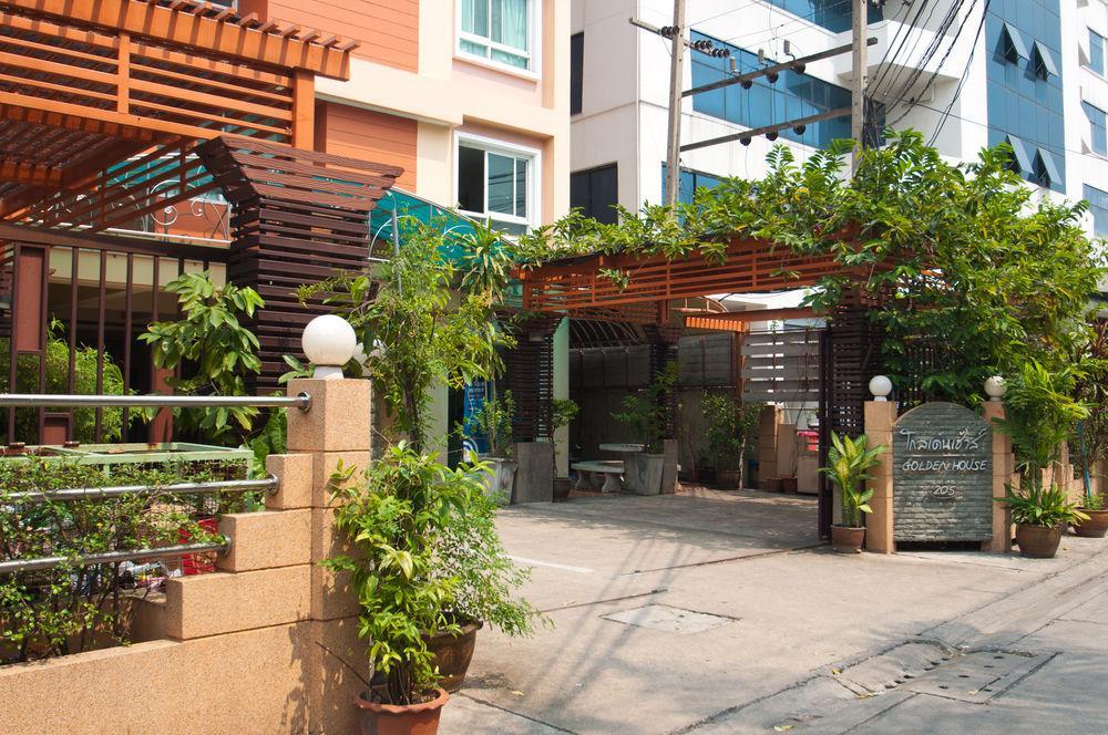Motel Golden House @ On-Nut Station Bangkok Exterior foto