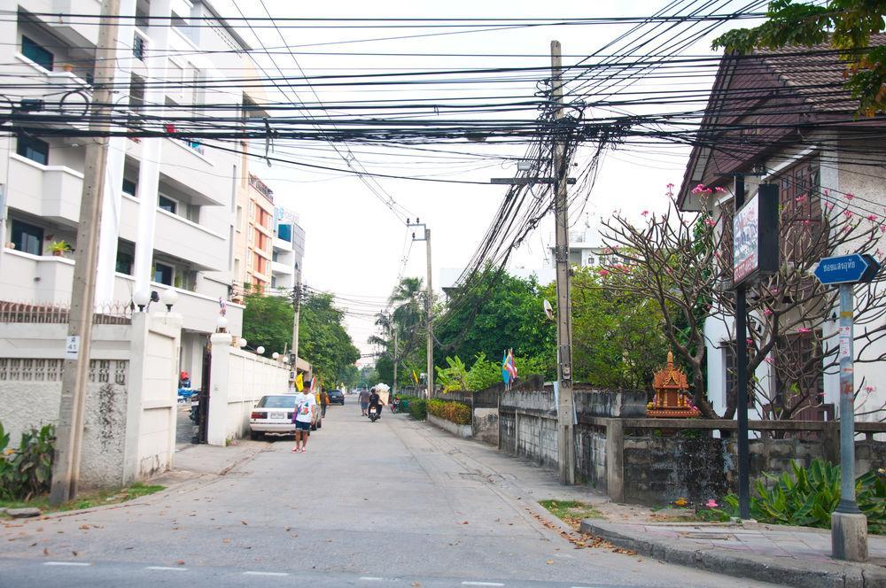 Motel Golden House @ On-Nut Station Bangkok Exterior foto